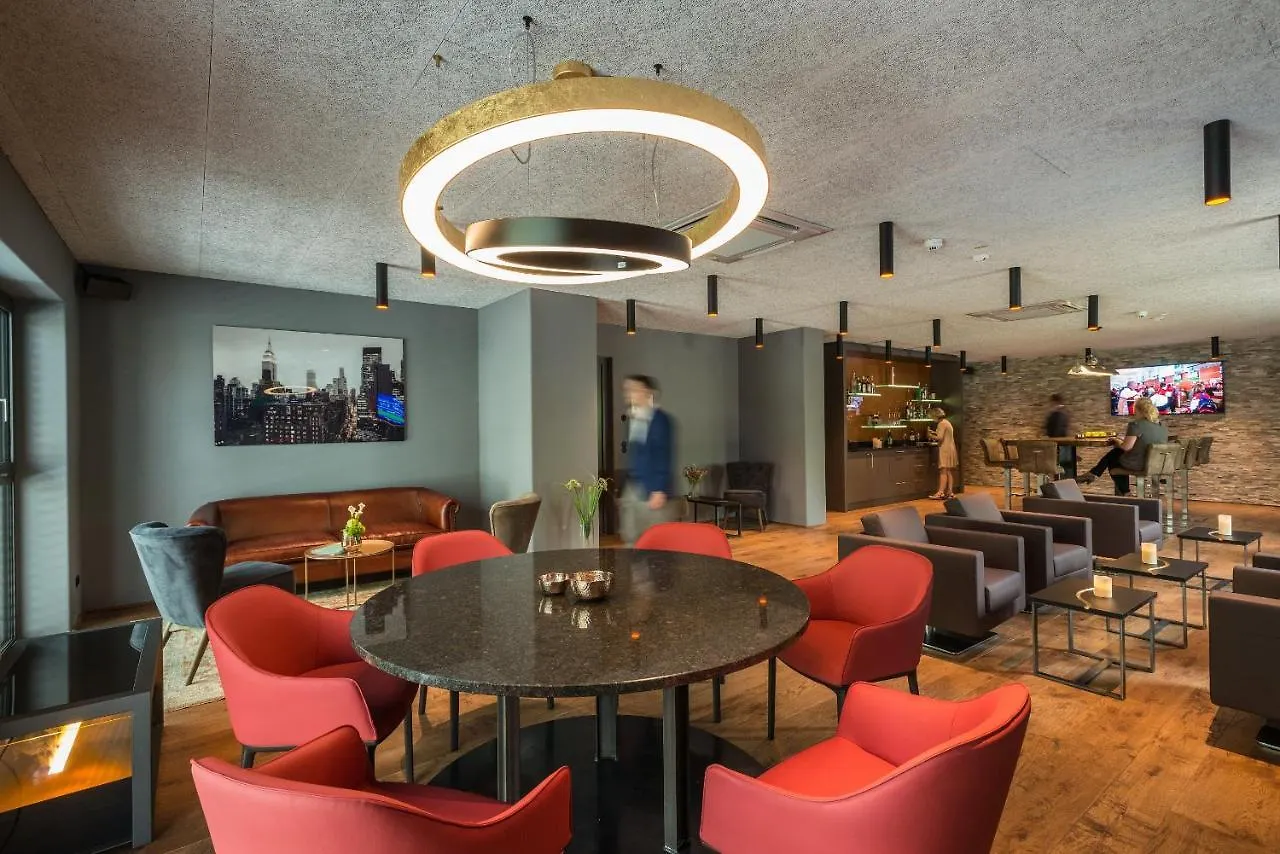 Golden Ball, Exclusive Serviced Apartments Munich Aschheim Aparthotel